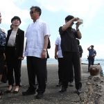 Vice Premier Wang Yang (right) of the People's Republic of China conducts a site inspection with National Economic and Development Authority (NEDA) 11 director Maria Lourdes Lim and other Chinese officials to the proposed Port and Coastal Development project at Sta. Ana Port in Davao City on Saturday. Newsline Photo
