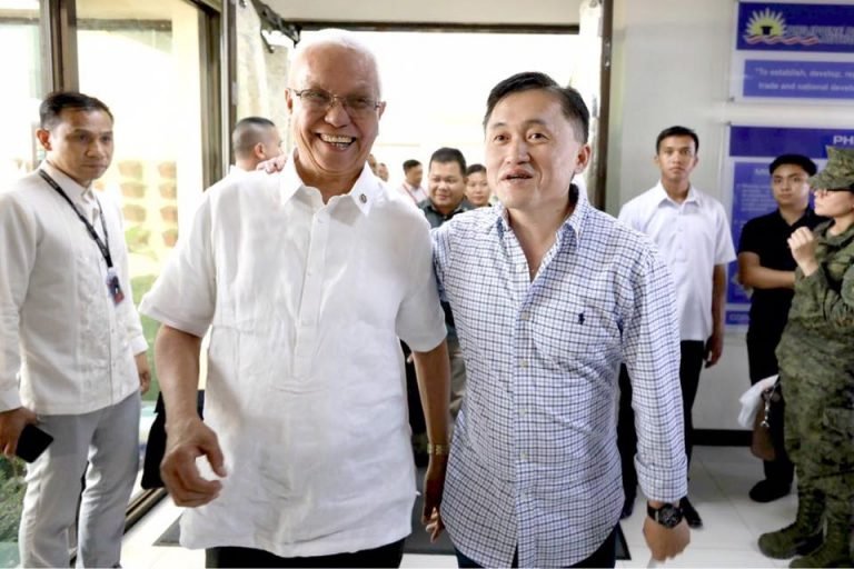 Evasco and Go: No Rift!