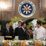 President Rodrigo Roa Duterte and Brunei Haji Hassanal Bolkiah Mu'izzaddin Waddaulah clink their glasses after they each proposed a toast to the longtime friendship of both their countries during the state banquet hosted by the President at Malacañan Palace on April 27, 2017. PRESIDENTIAL PHOTO