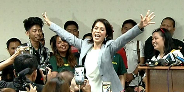 Lopez sings “I believe I can Fly” after CA rejection
