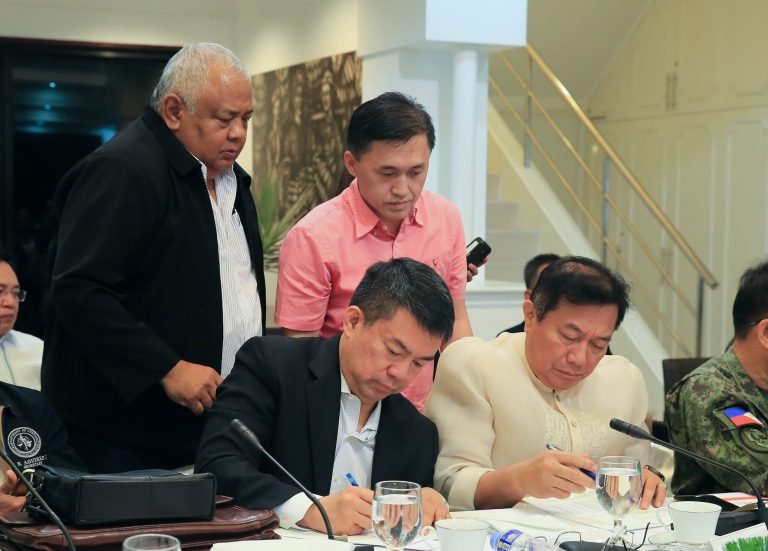 15 Senators back Martial Law
