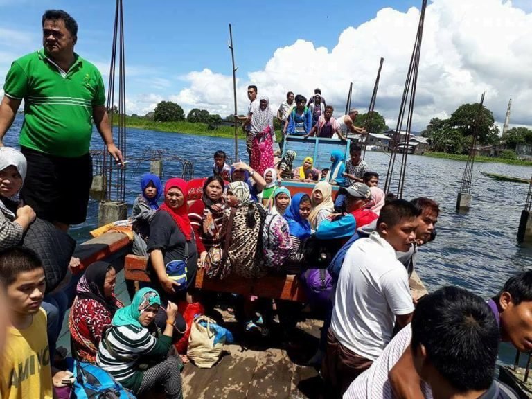 Returning Marawi residents hope to rebuild lives after the siege