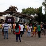 Davaoeños gather at the Rizal Park in Davao City to watch President Rodrigo Duterte delivers his second State of the Nation Address (SONA) in Manila on Monday, July 24. Newsline Photo 