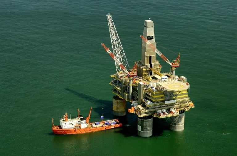 OPEC chief hopeful of oil stocks decline