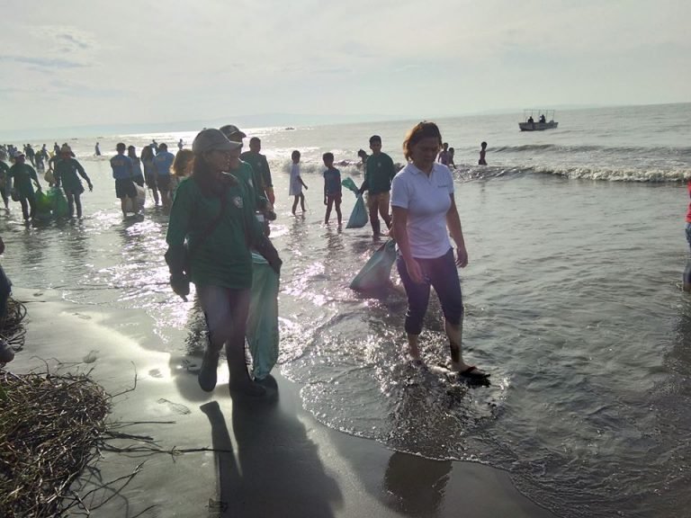 Mayor Sara Leads Launch of Bantay Dagat