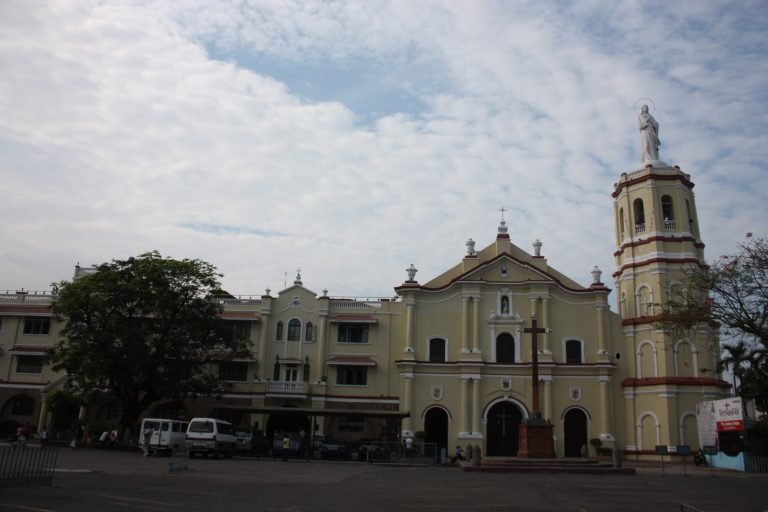 Bulacan priest faces probe for dancing in church altar