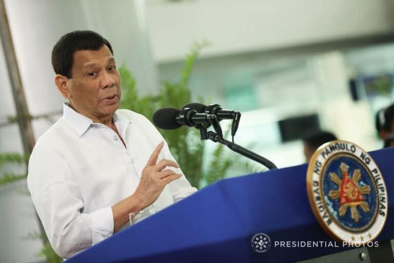 Duterte appoints 18 men, 1  woman  to review the 1987 Constitution