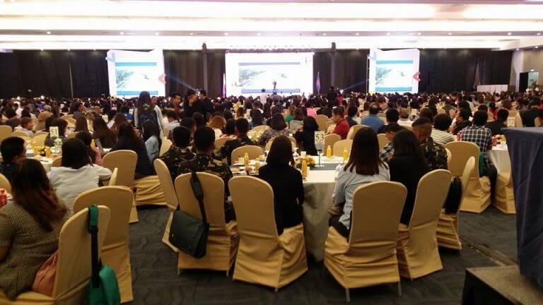 Healthy engagement between private, gov’t communicators urged