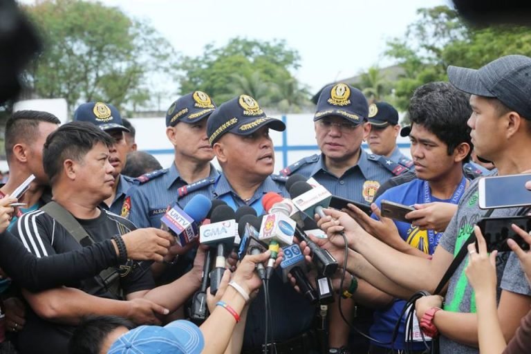 PNP chief makes surprise visit to QCPD, orders drug test