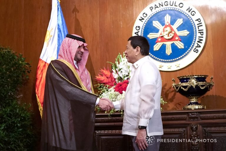 Duterte meets Saudi Prince in Malacañang