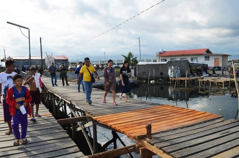Collapsed stilt bridge in Zamboanga fixed