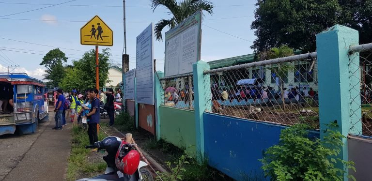 Davao region’s 2.8-million  voters  start to casts  vote early