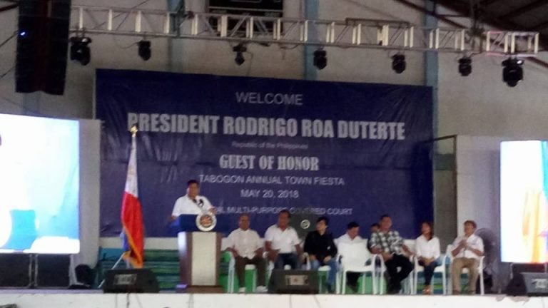 Duterte asks Tabogon folks to fight terrorism, drugs, corruption