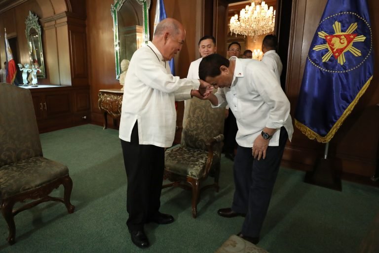 Duterte denies hitting Catholic church