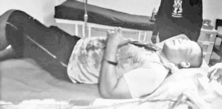 Armed men robs  priest in Basilan