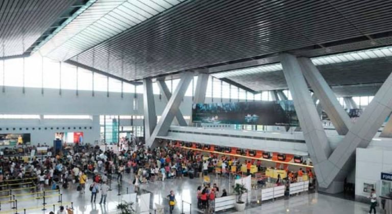 Int’l, domestic flights cancelled due to ‘Ompong’