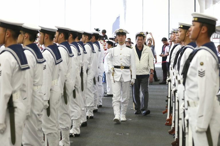 Duterte visits Japan’s largest military ship in Subic