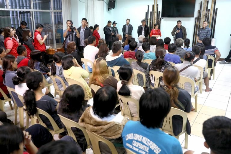 Duterte condoles with families of landslide victims in Benguet