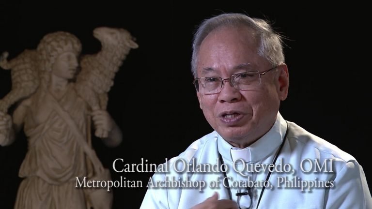 Pagretiro ni Cardinal Quevedo gikasubo sa iyang suporters