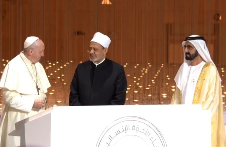 Pope Francis visits UAE, OFWs attend the Holy Mass