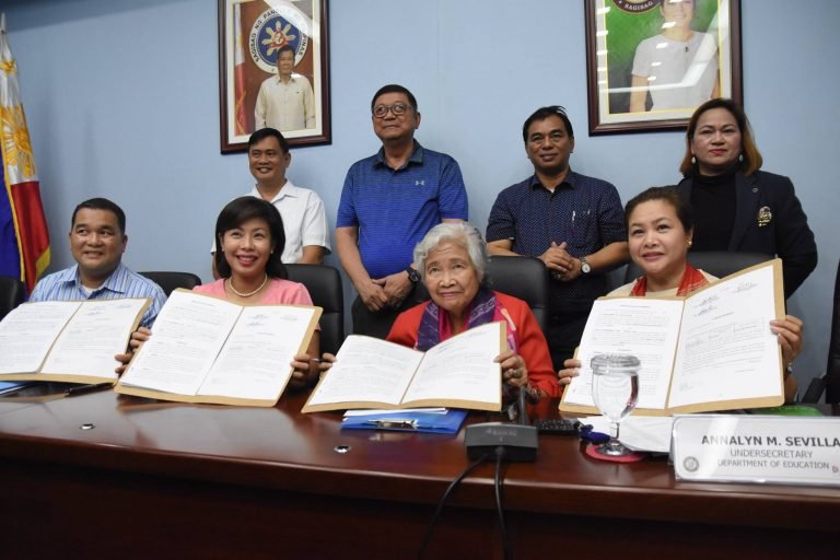 DepEd  XI, Davao City Government sign MOA for 2019 Palarong Pambansa