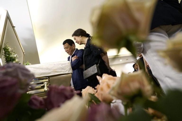 Duterte pays last respect to former House Speaker Prospero Nograles