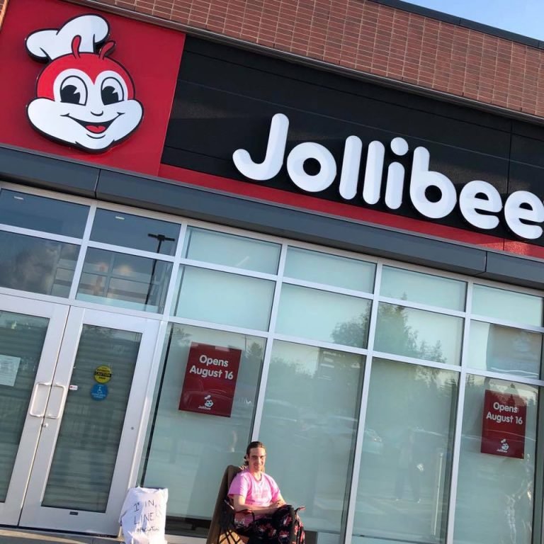 Jollibee opening excites Canadians