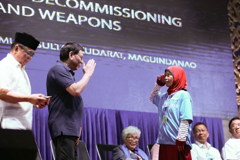 Duterte calls for unity as he welcomes decommissioned MILF combatants