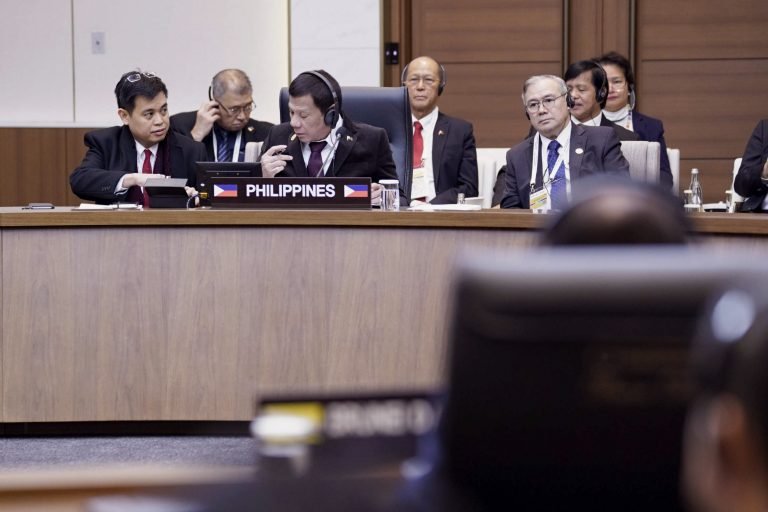 Philippines wants immediate end of FTA talks with South Korea