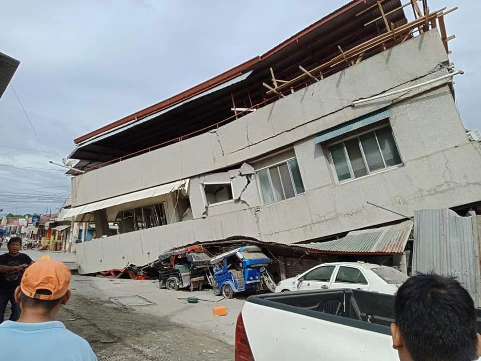 Powerful quake in Davao del Sur damaged buildings, hundreds flee for safety