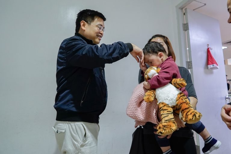 Bahrain King expedites return of undocumented Filipino children