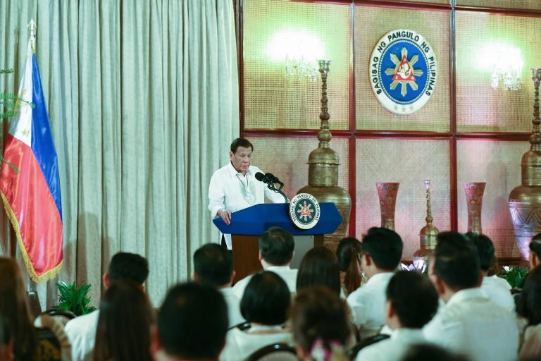 Dutertes asks appointees to curb corruption