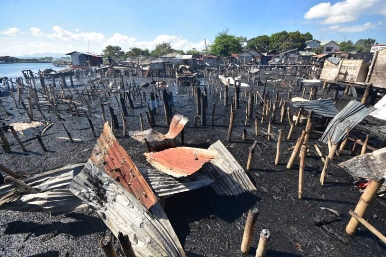 300 ka balay sa Davao naugdaw