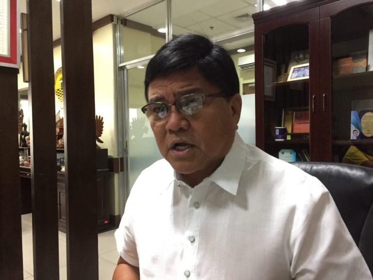 Cebu mayor gi-imbestigar mga estudyanteng  nagpositibo nga nakauli sa Maguindanao