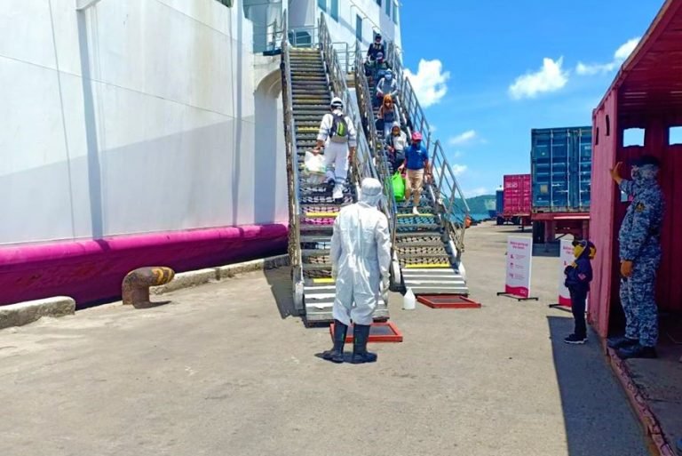 313 ka personahe sa Coast Guard nagpositibo sa  Covid-19