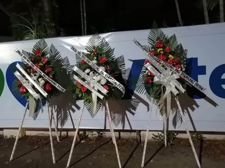 No one claims responsibility for funeral wreath delivery at  ABS-CBN office