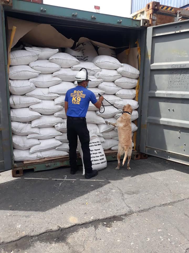 Smuggled rice intercepted in Cebu port