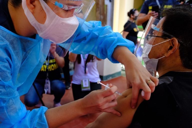 DOH to set up vaccination stations in poll precincts