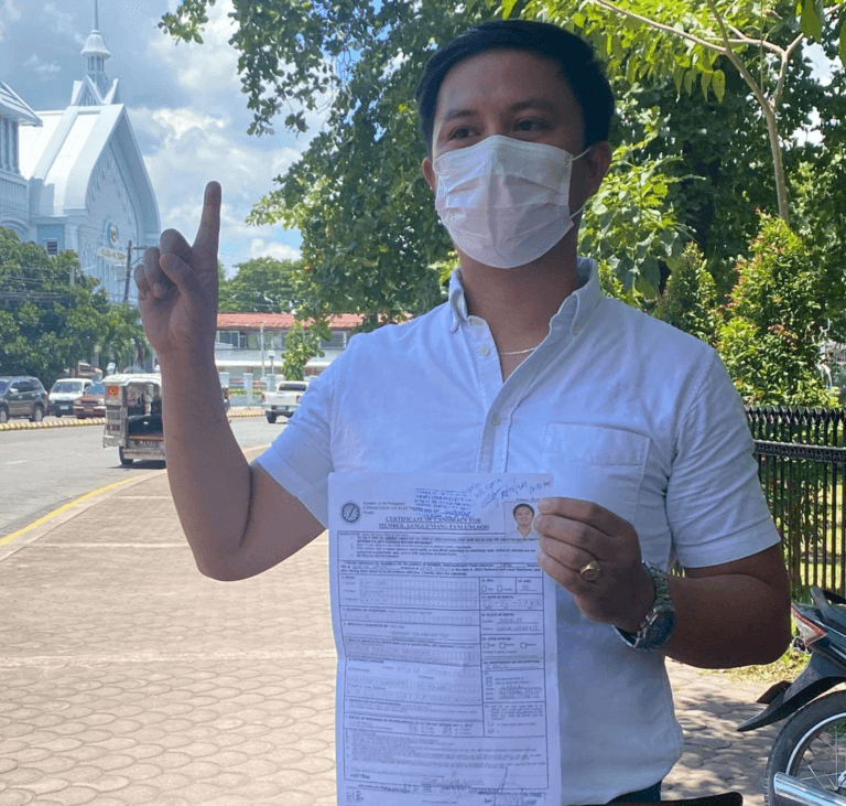 Independent candidates first to file COC in GenSan
