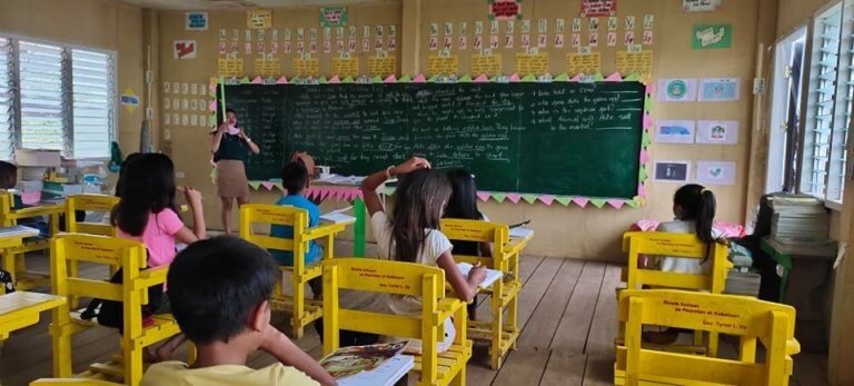 Davao learners  go back to their classrooms, limit thou