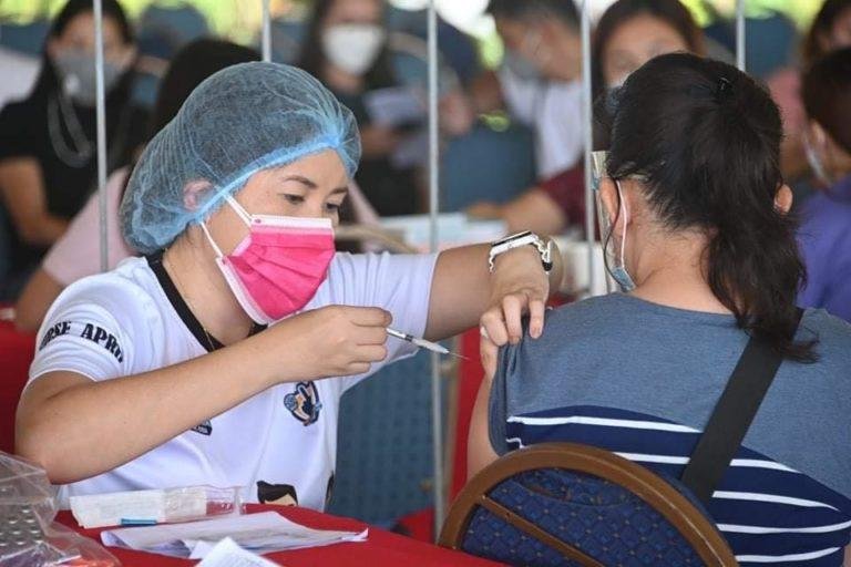 Davao City Bar owners adopt no-vaccine, no-entry