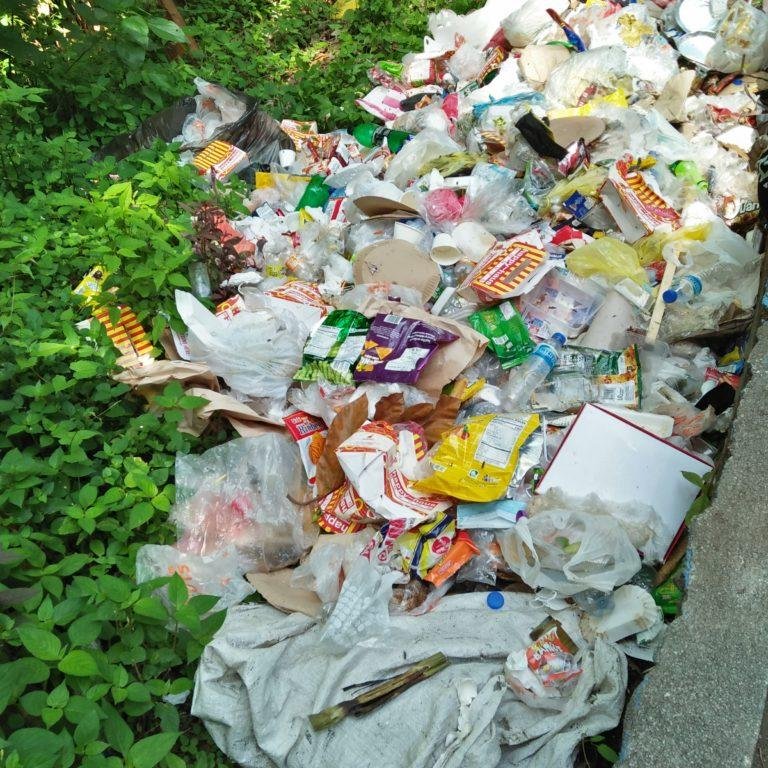 Restrictions during Holy Week reduce garbage