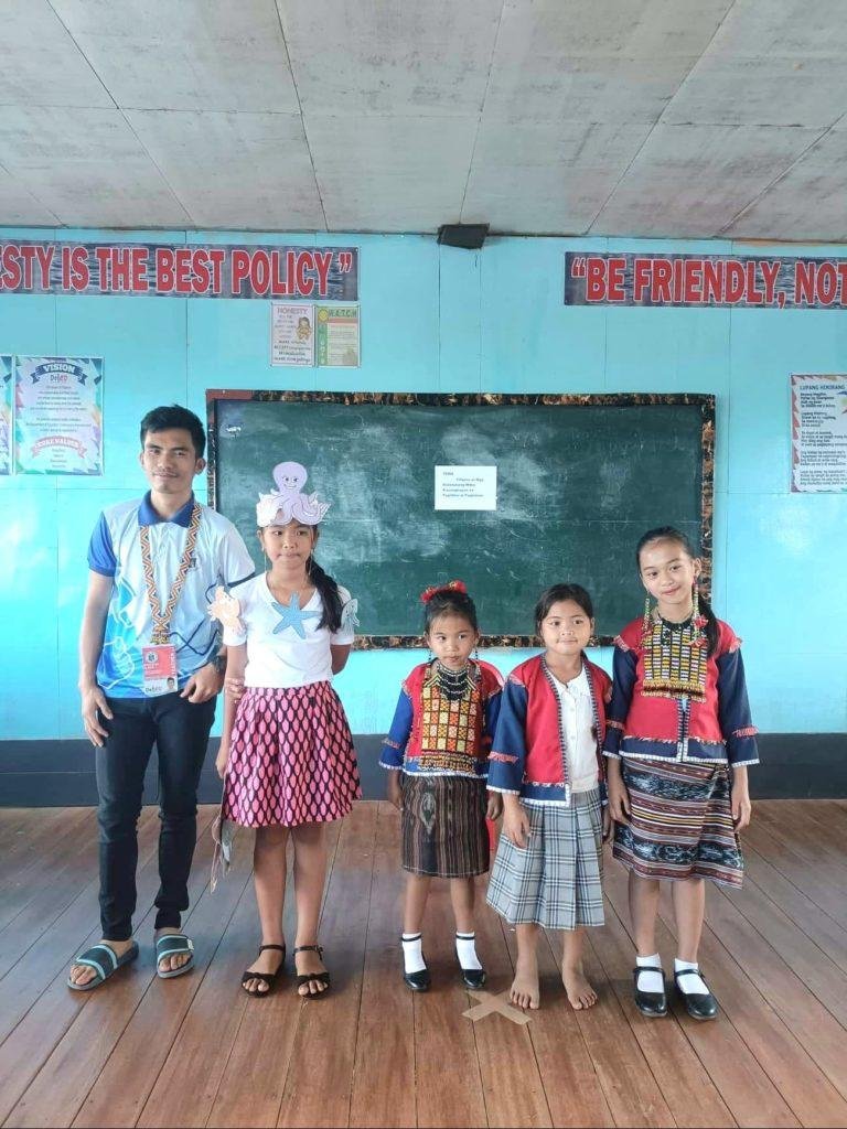 ‘Buwan ng Wika’ usa ka nindot nga pasundayag