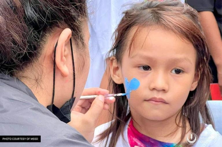 Bangsamoro in blue for the World Children’s Day