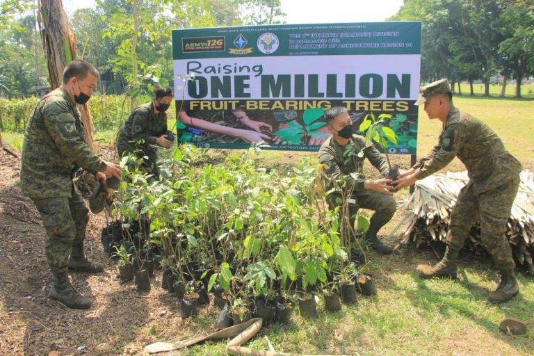 Soldiers plant 8,000 trees to celebrate Army’s 126th anniv