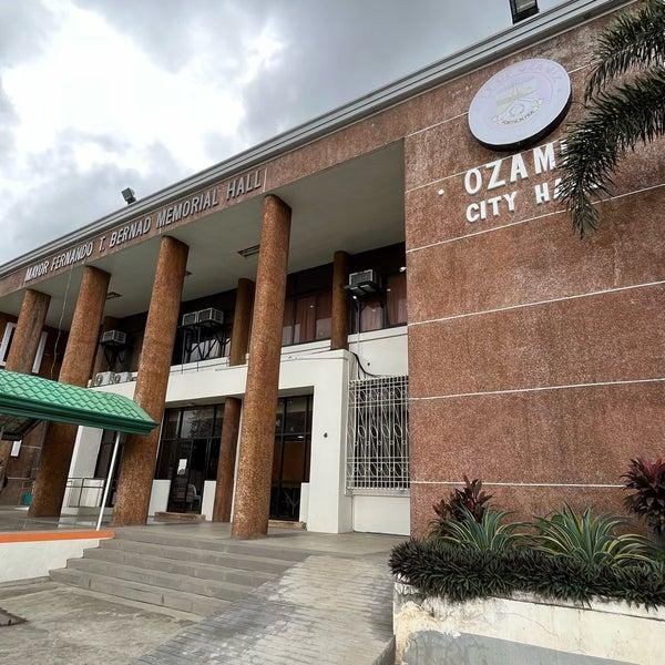 For failure to pay taxes,  city auctions over P88-M store stocks