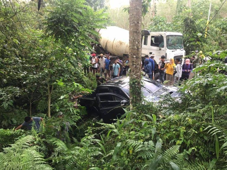 Village exec hurt, driver killed in Basilan ambush