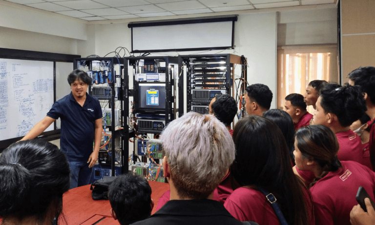 17 Surigao studes visit Davao Light Control Center