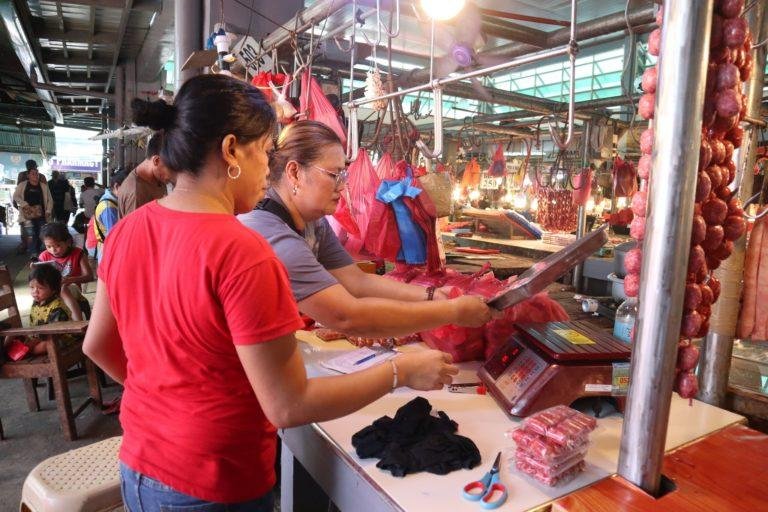 Surprise Inspection Conducted on Meat Section at Tagum City Public Market