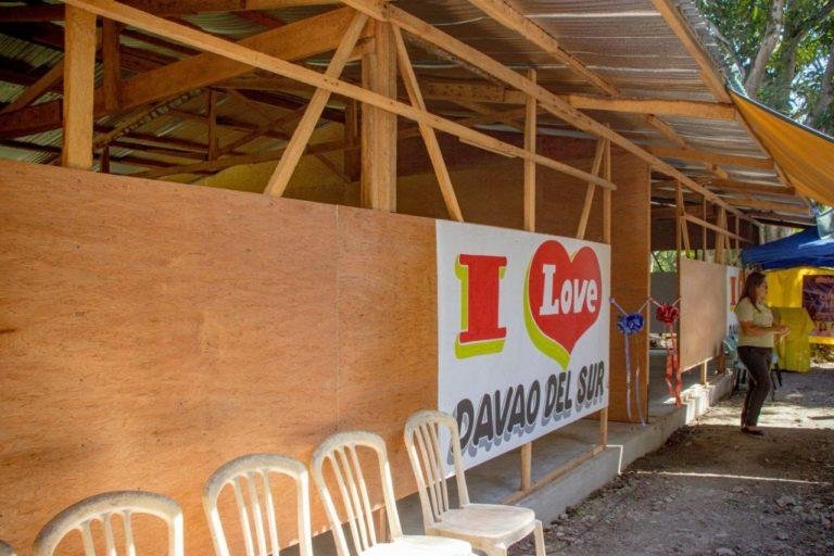 Davao del Sur gov’t turns over 2 temporary learning shelters in Matanao town